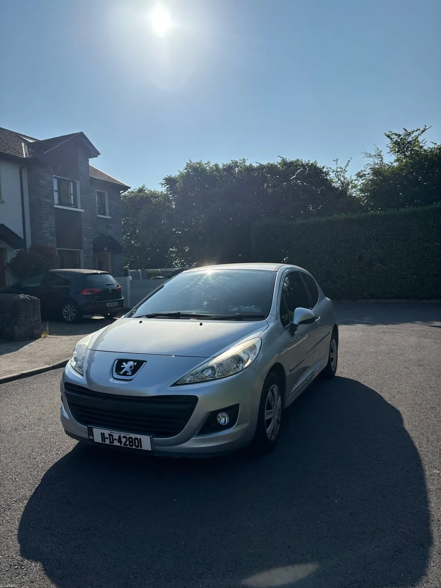 Car - Image 5