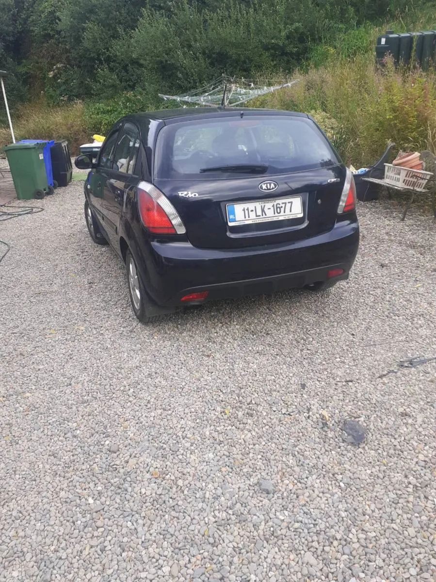 Car - Image 2