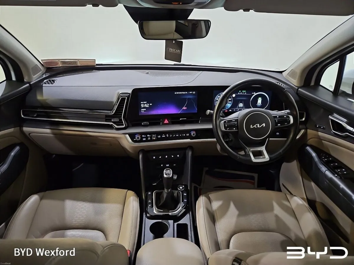 Kia Sportage 1.6 CRDi K4 DIESEL (HUGE SPEC) - Image 6