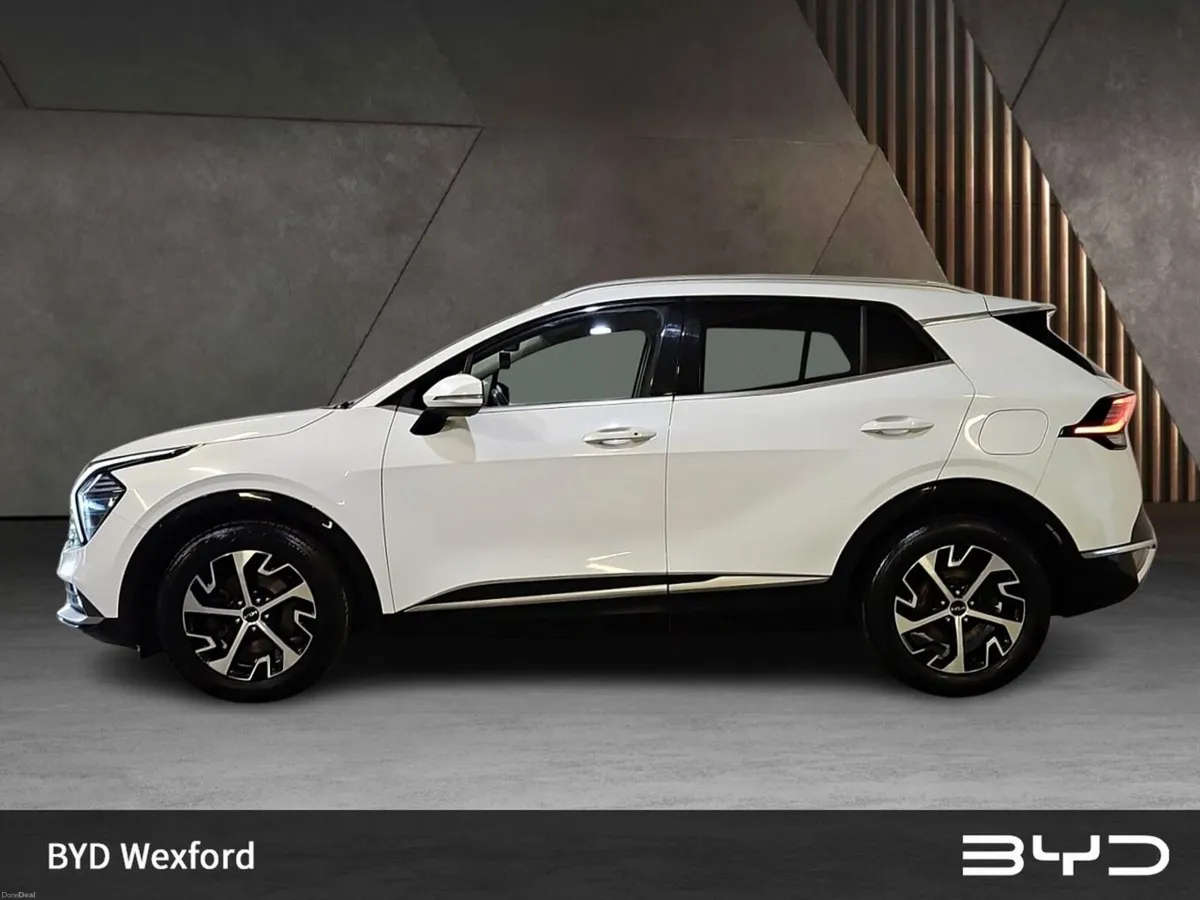 Kia Sportage 1.6 CRDi K4 DIESEL (HUGE SPEC) - Image 4