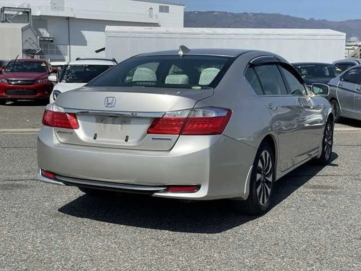 2014 HONDA ACCORD 2.0 HYBRID - Image 2