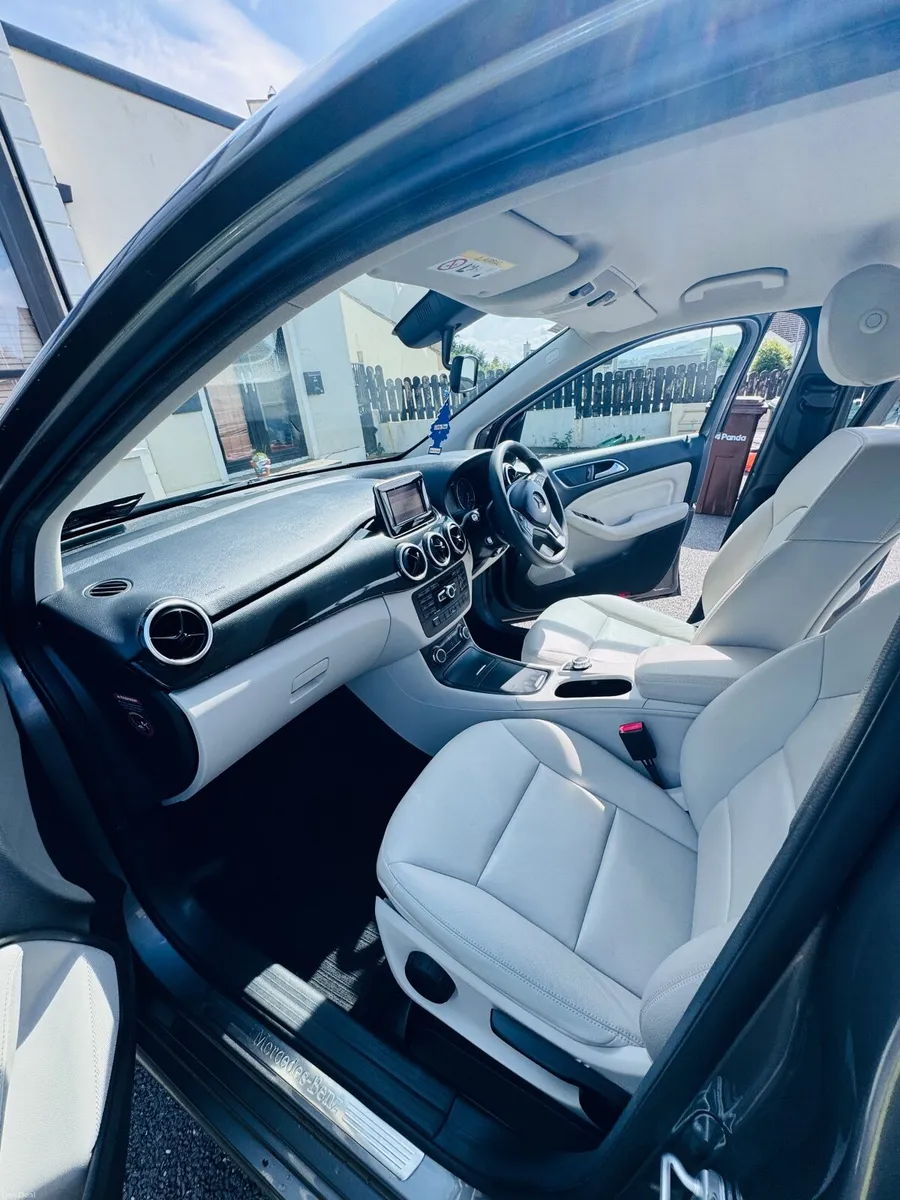 Mercedes-Benz B-Class 2014 - Image 4