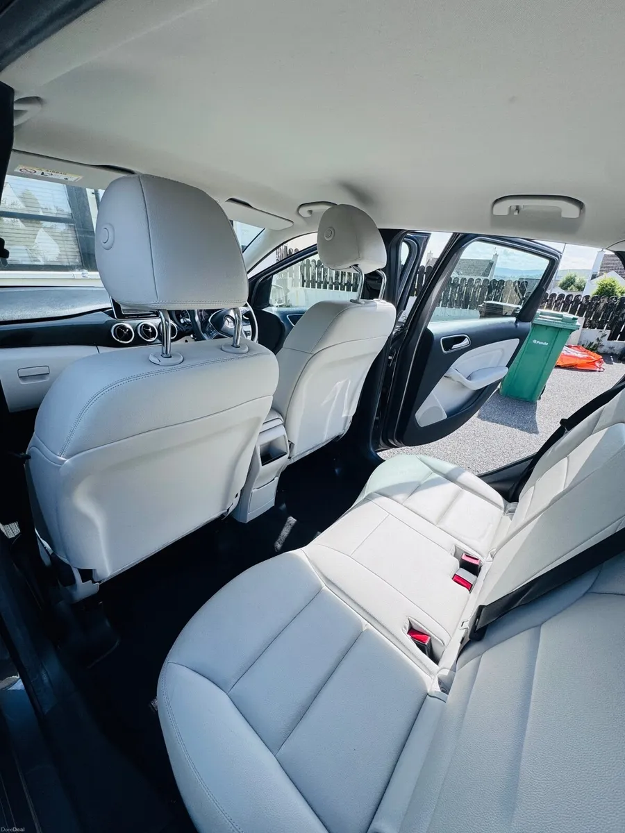 Mercedes-Benz B-Class 2014 Automatic,Only 20837Km - Image 6