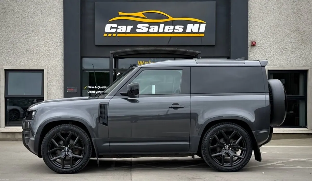 3.0 D250 MHEV SE Hard Top SUV 3dr Diesel Auto 4WD - Image 4