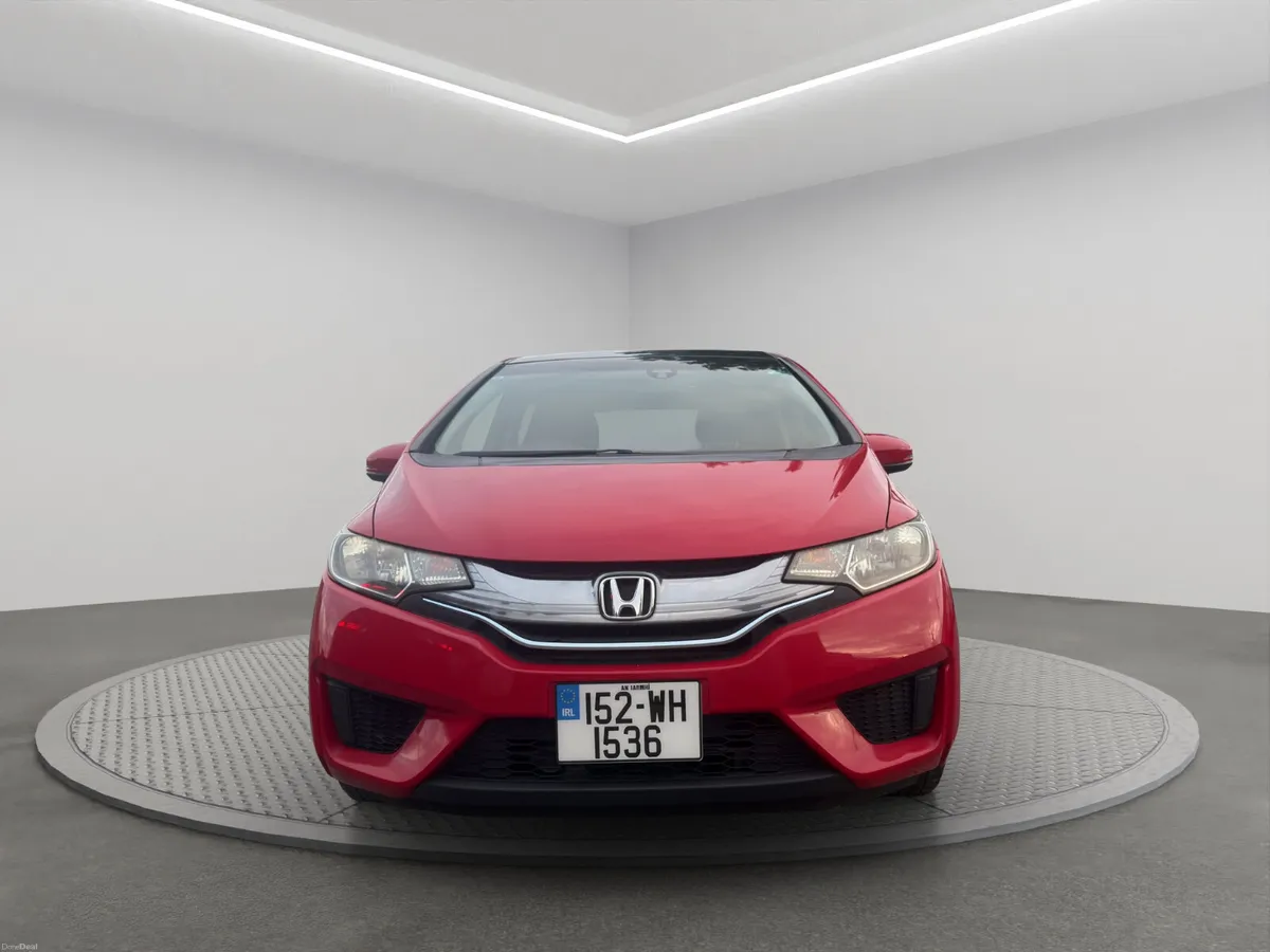 Honda Fit 2015 1.5 Hybrid Auto/ New Nct / warranty - Image 2