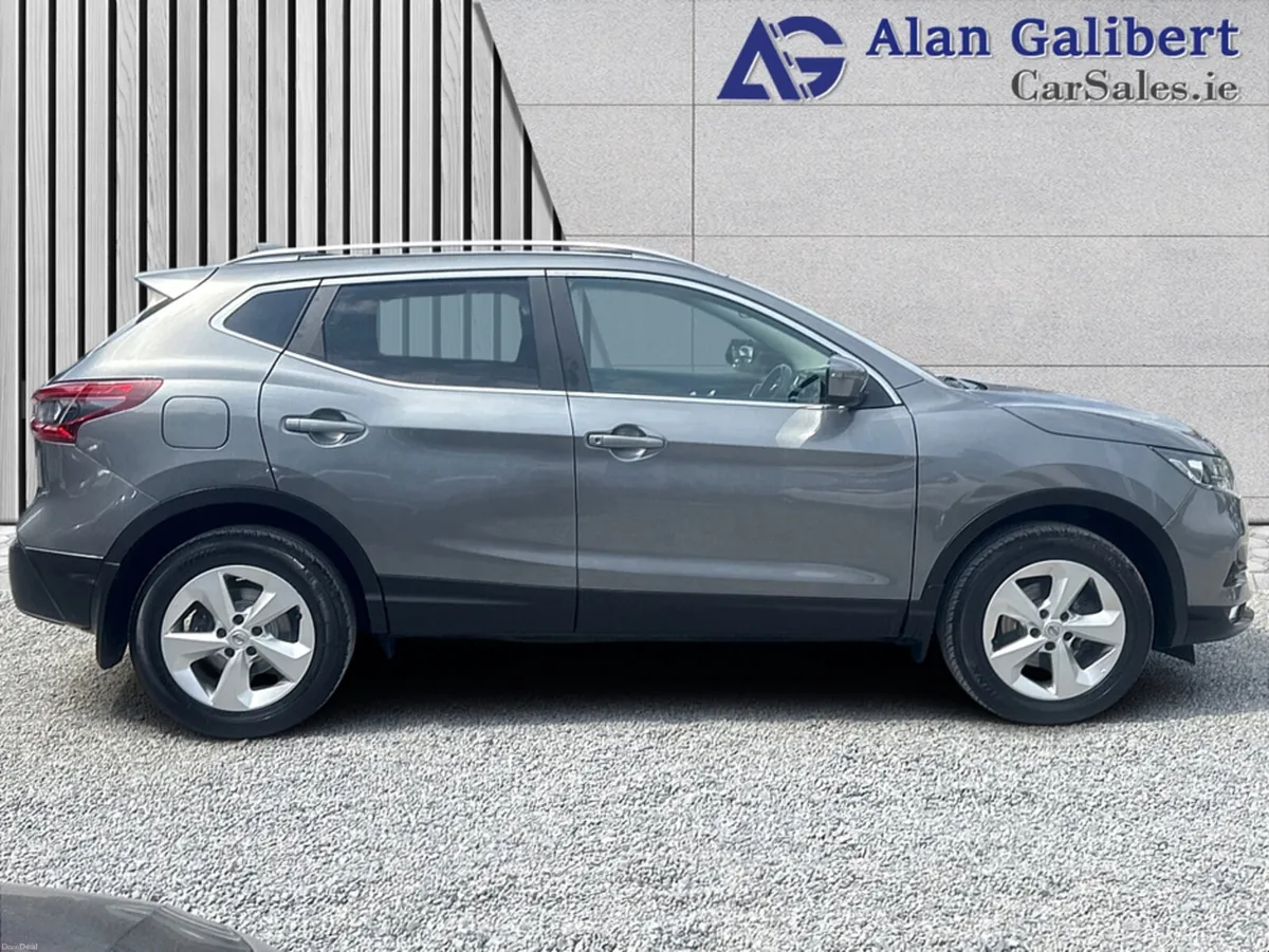 Nissan Qashqai 1.2 SV PREMIUM - Image 3