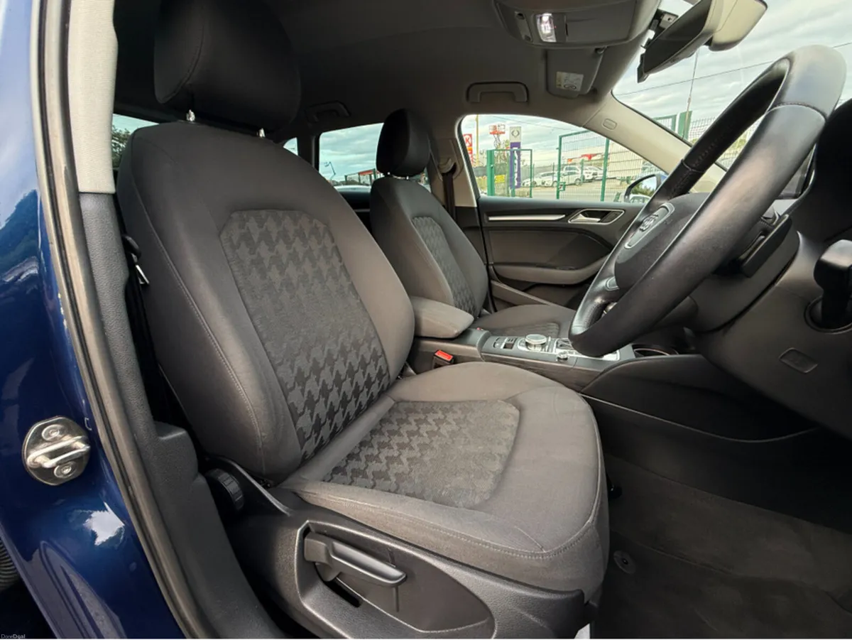 Audi A3 1.4 TFSI AUTOMATIC - PARKING SENSORS - REV - Image 4