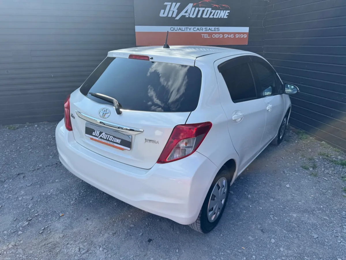 Toyota Yaris 1.0 VITZ JEWLA 5DR AUTO - Image 4