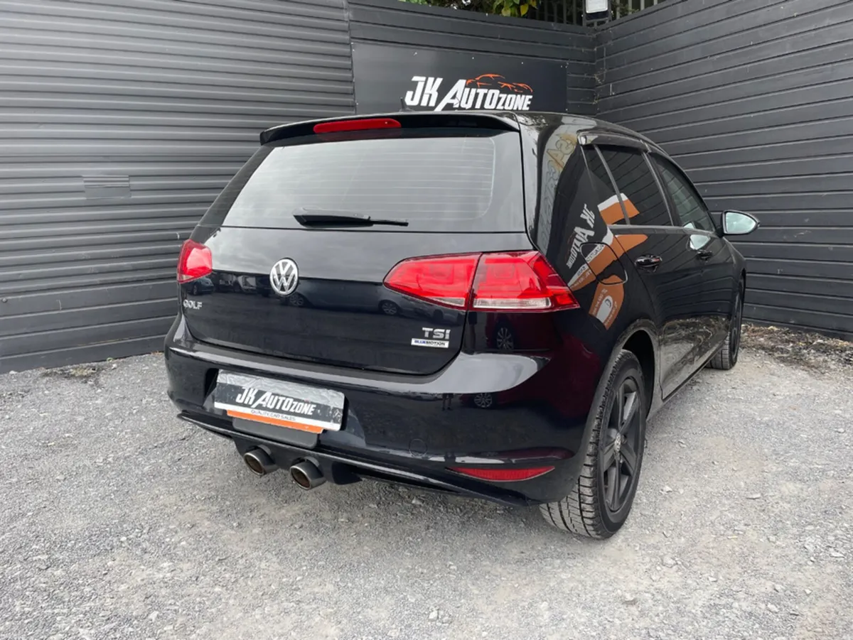 Volkswagen Golf 1.2 TSI AUTO 5DR - Image 4