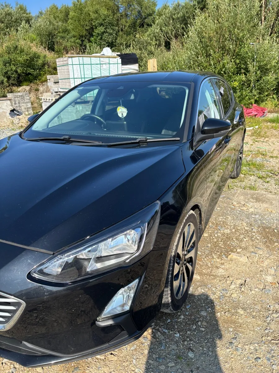 Car - Image 3