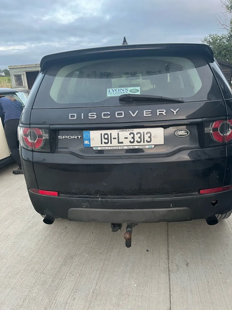 Land Rover Discovery Sport 2019 - Image 3