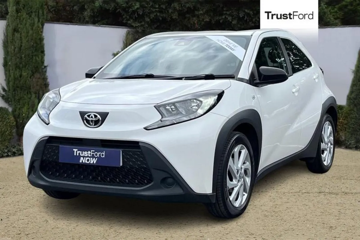 Toyota Aygo X 1.0 VVT-i Pure 5dr - REVERSING CAMER - Image 5