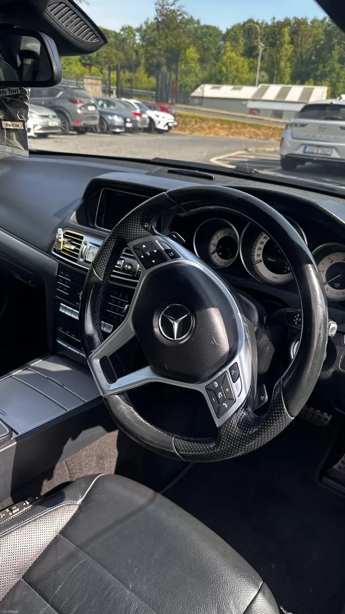 Mercedes-Benz E-Class 2016 - Image 5