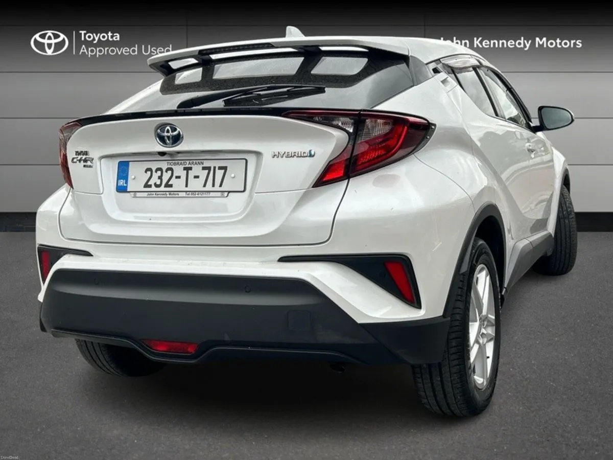 Toyota C-HR HYBRID LUNA 4DR AUTO - Image 2