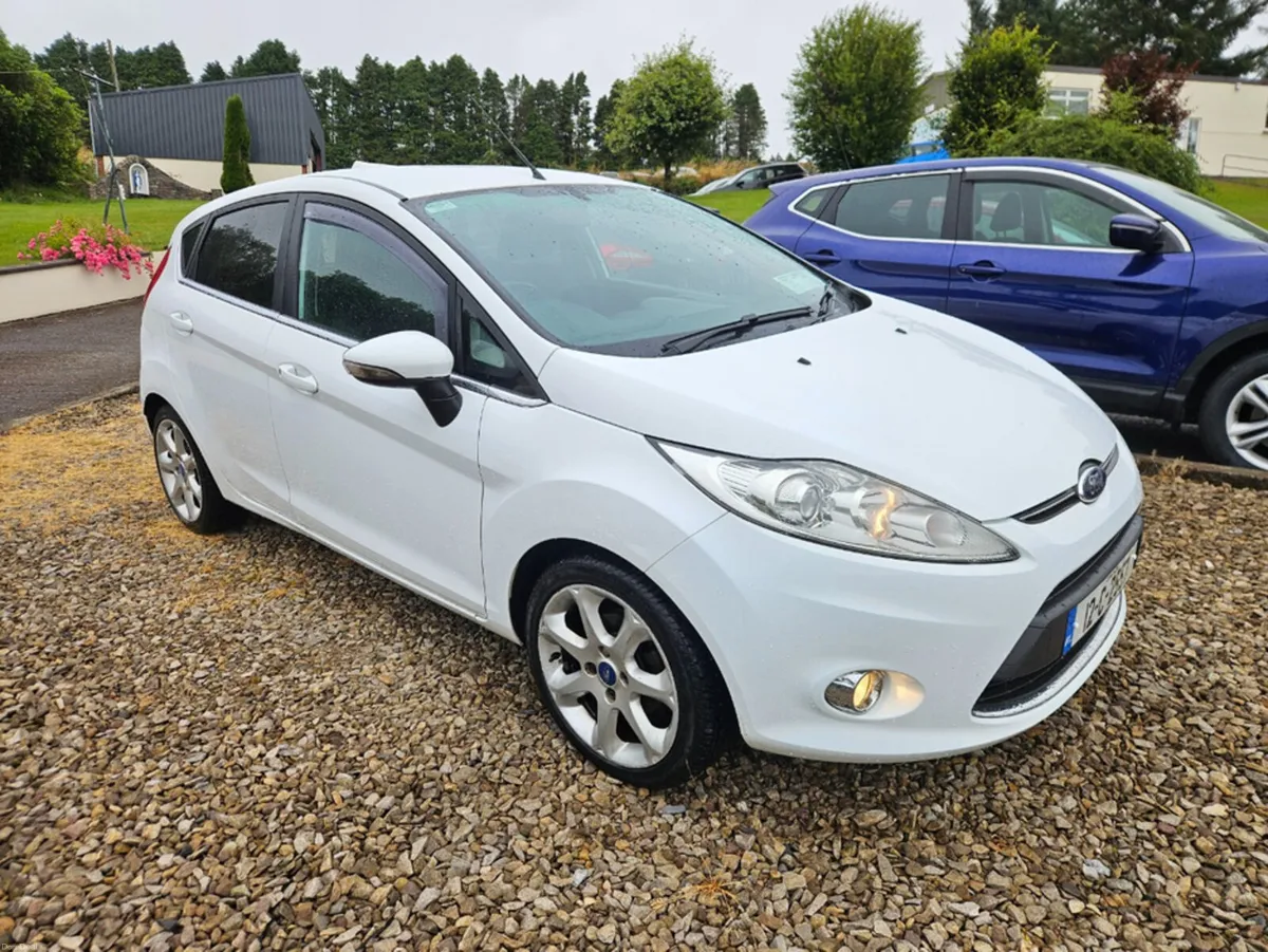 Ford Fiesta 1.4 TDCI 70PS 4DR TITANIUM 5DR - Image 1