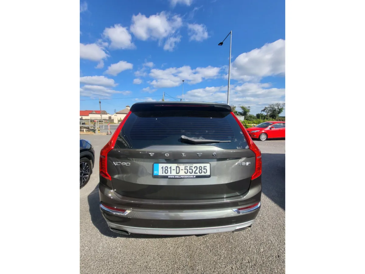 Volvo XC90 2.0 T8 INSCRIPTION PHE PHEV AWD - Image 4