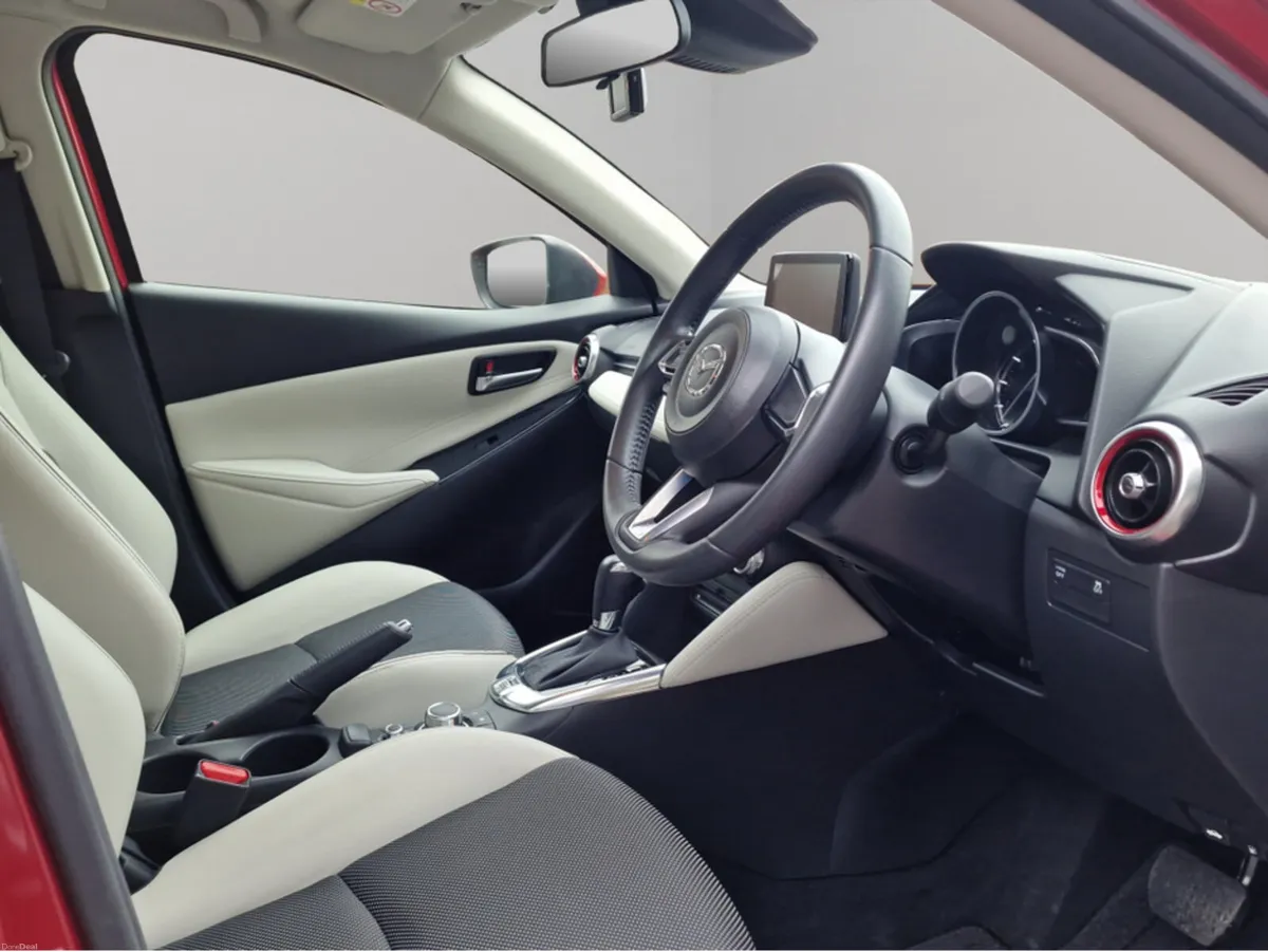 Mazda Demio 1.3 PETROL **** AUTOMATIC *** HEATED S - Image 4