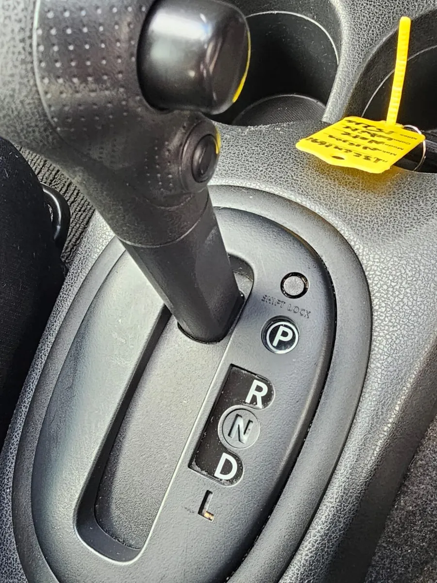 NISSAN NOTE AUTOMATIC - Image 3
