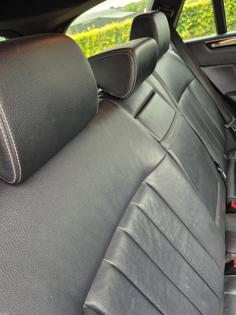 Mercedes-Benz E-Class 2016 - Image 4