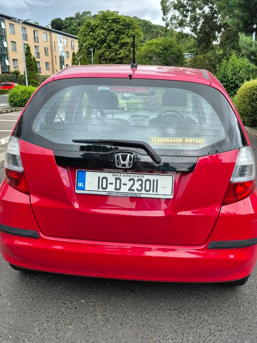 10 Honda Jazz 1.2 - Image 4