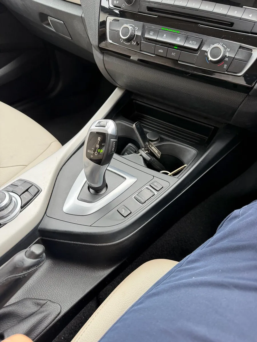 BMW 118d - Image 4