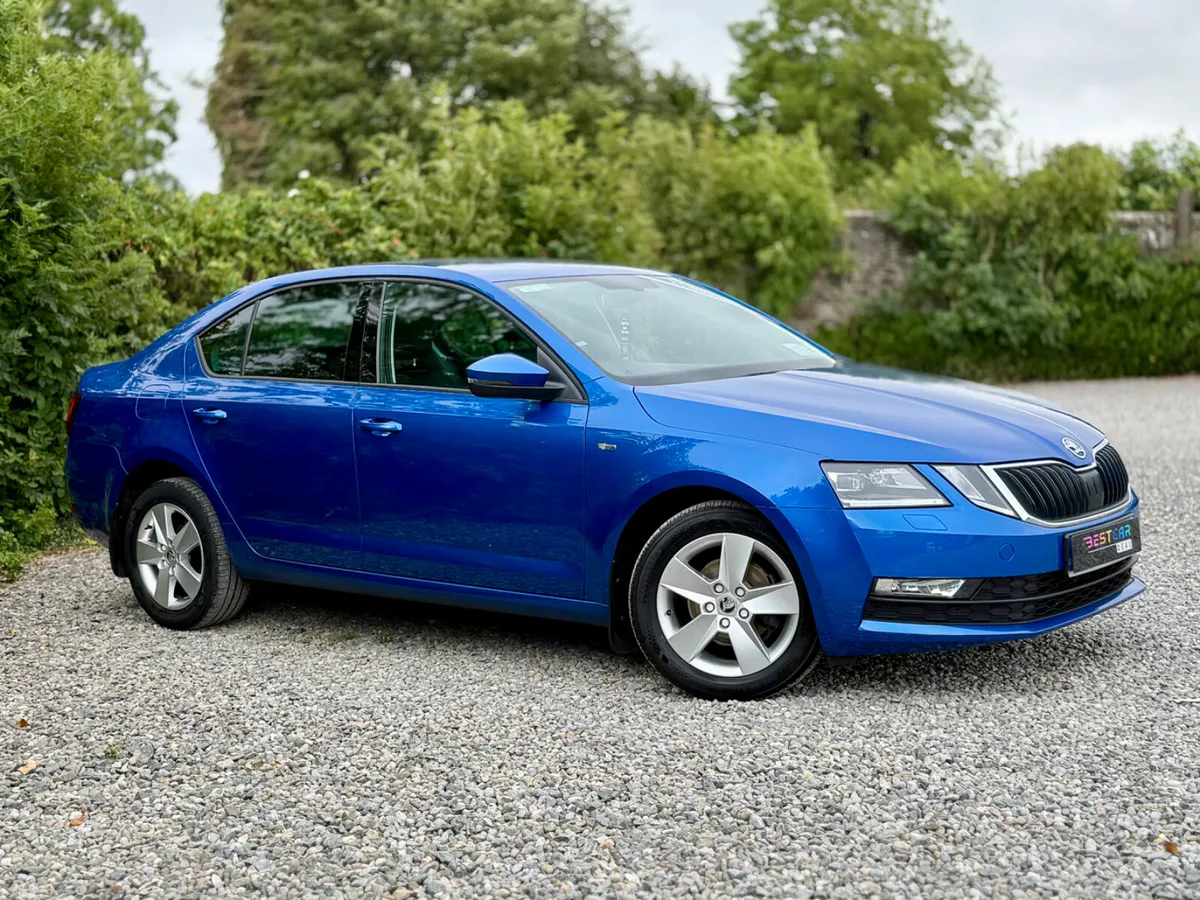 2020 Skoda Octavia Soleil 1.6 TDI 115HP Manual - Image 3