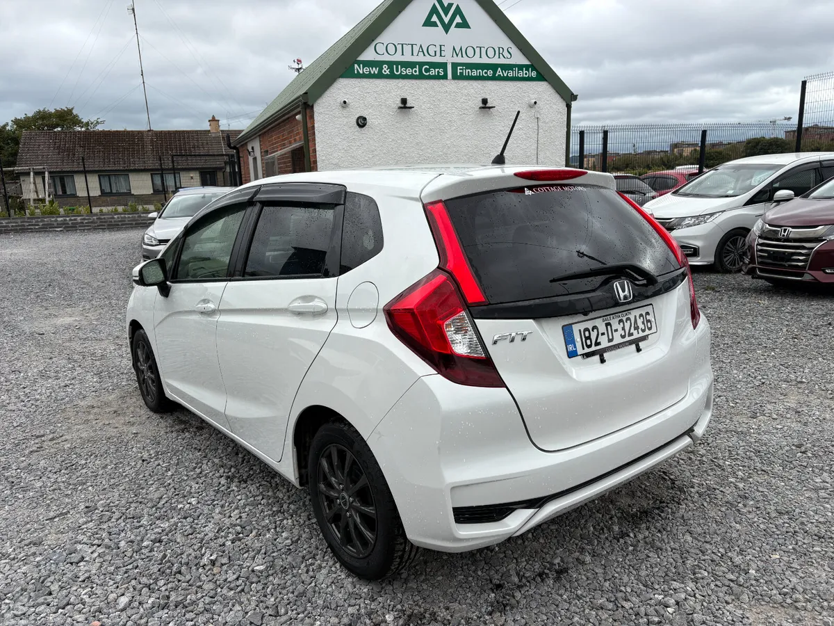 HONDA FIT 1.3 PETROL AUTO  *LOW MILEAGE* - Image 3