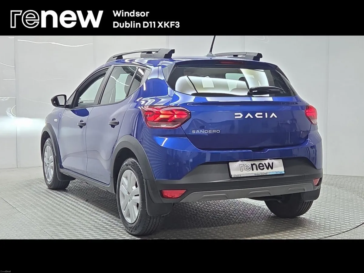 Dacia Sandero Stepway TCe 90 STEPWAY Essential - Image 3