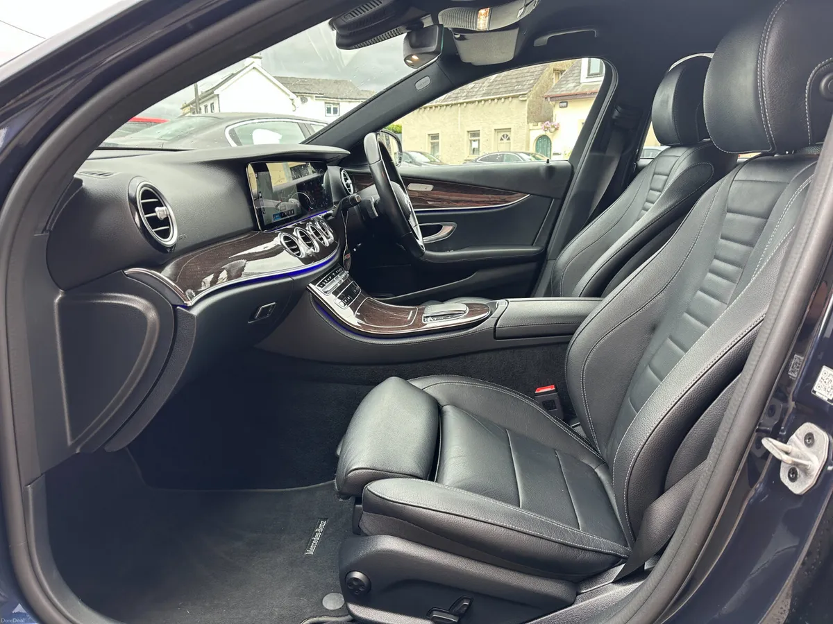 Mercedes-Benz E 300 de PHEV AMG Line - Image 5