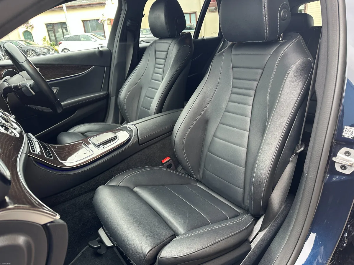 Mercedes-Benz E 300 de PHEV AMG Line - Image 6