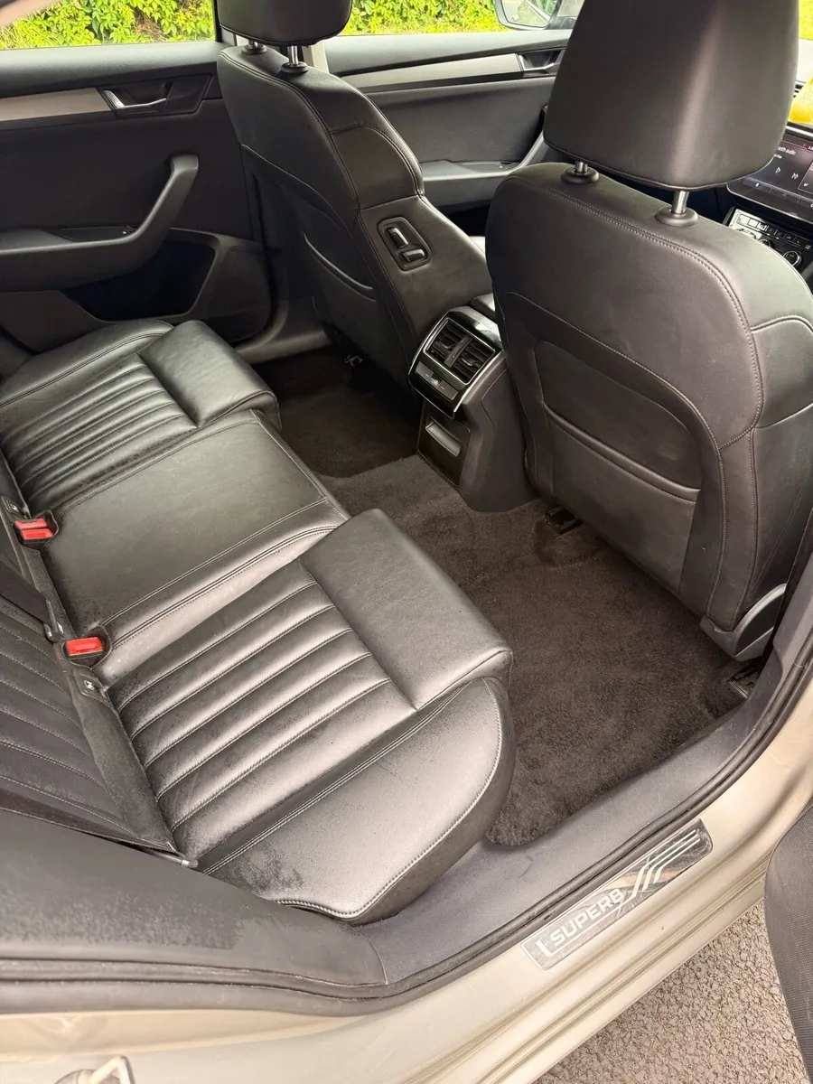 2019 Skoda Superb Automatic - Image 3