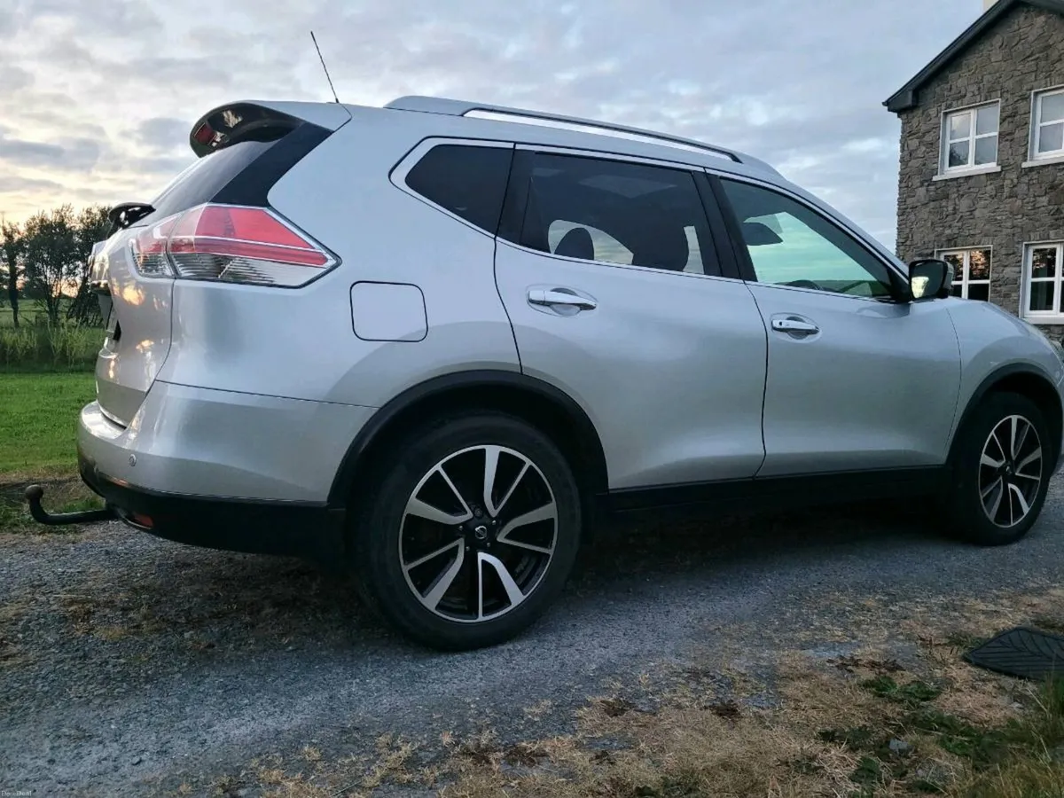 2017 Nissan XTrail 7 seater- parking camera - Image 3
