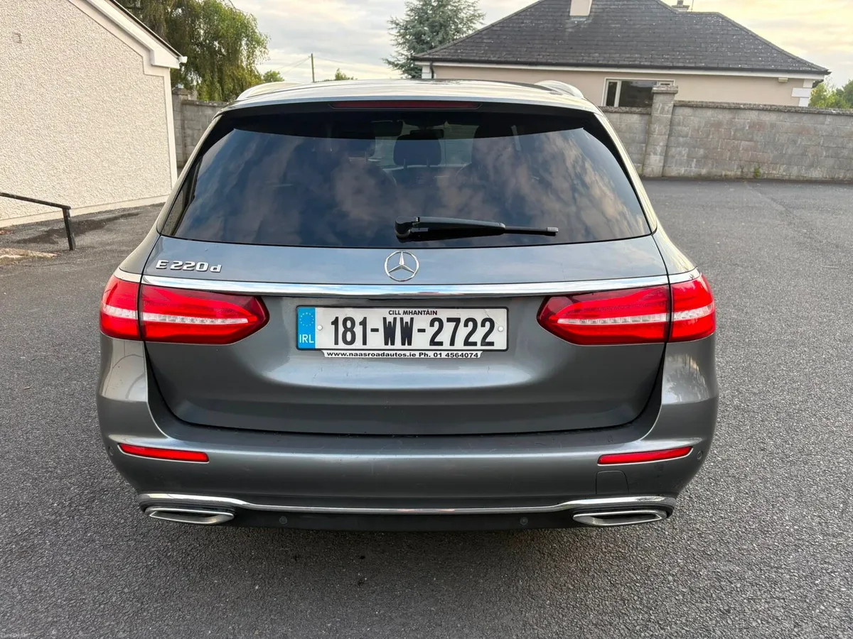 Mercedes Benz E220 Estate - Image 6