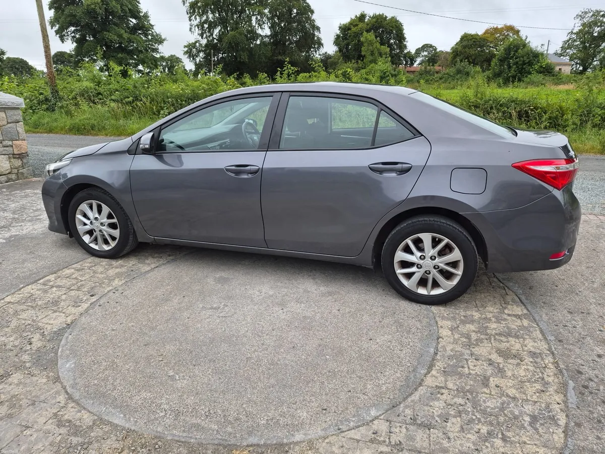 Toyota Corolla 2015 - Image 6