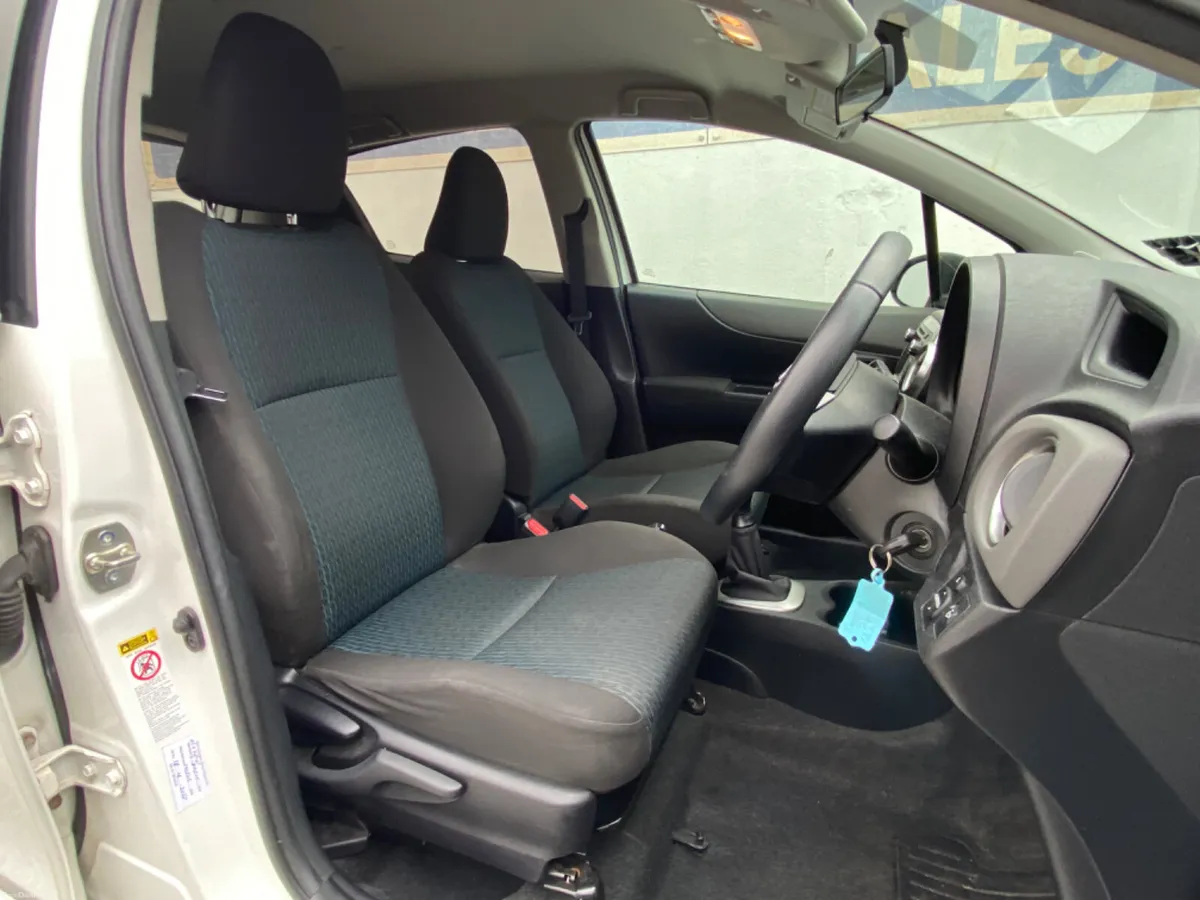 Toyota Yaris 1.0 Litre Tax 2/27 Nct 3/27 - Image 6