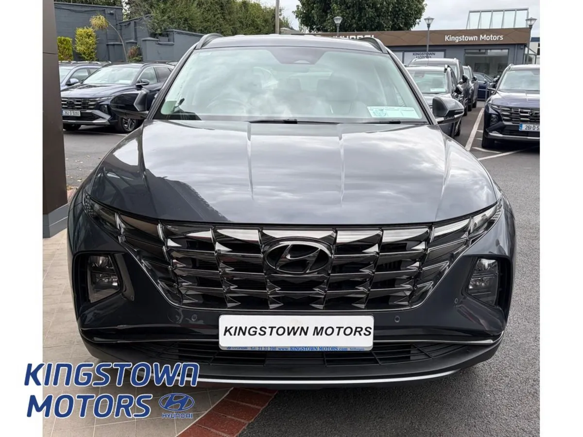 Hyundai Tucson Executive Plus 4WD 5DR Auto - Image 2