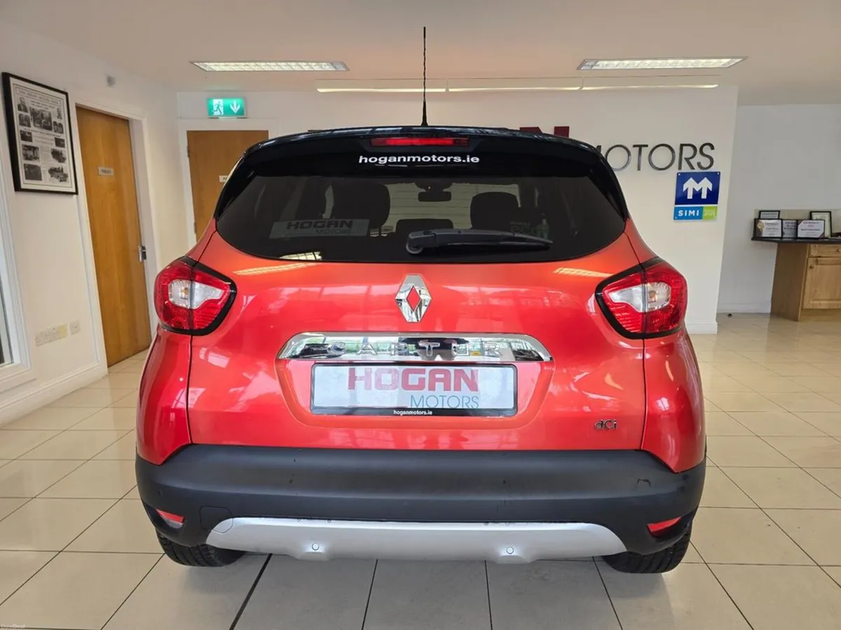 Renault Captur Signature 1.5 DCI 5DR H/B - Image 5