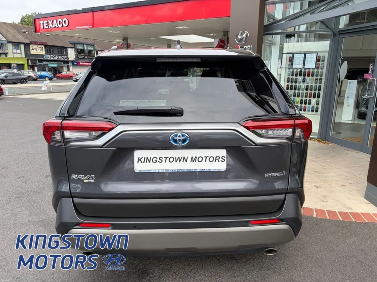 Toyota RAV4 RAV4 Hybrid SOL 4DR Auto - Image 4
