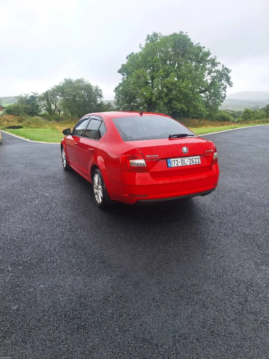 Skoda Octavia 2.0L DSG Auto 150bhp 2017 - Image 4