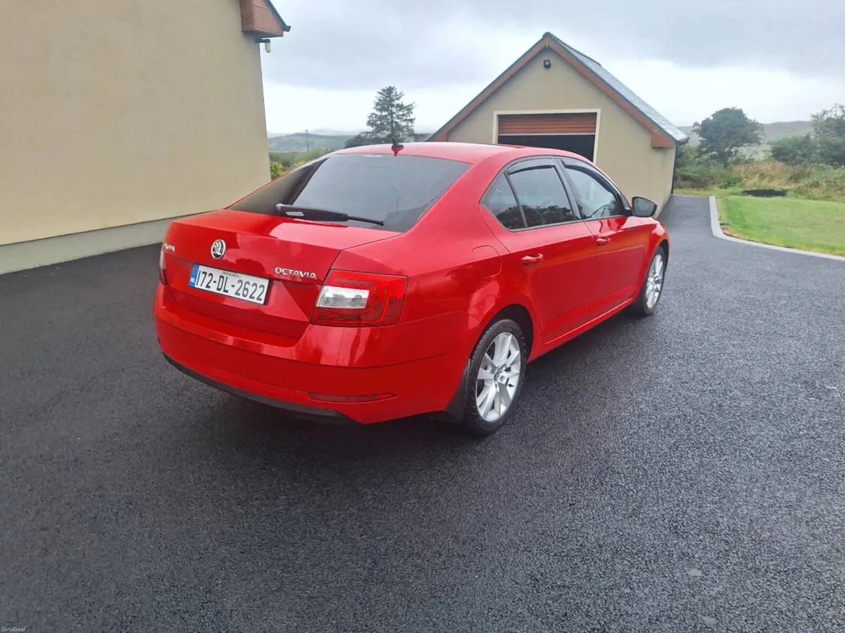 Skoda Octavia 2.0L DSG Auto 150bhp 2017 - Image 5