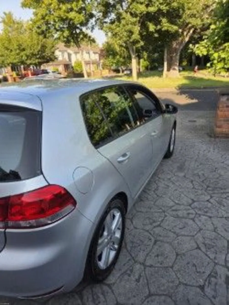 Volkswagen Golf 2012 - Image 2