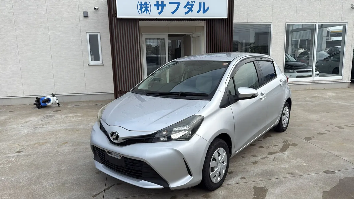 Toyota Vitz 2016 fresh nct - Image 1