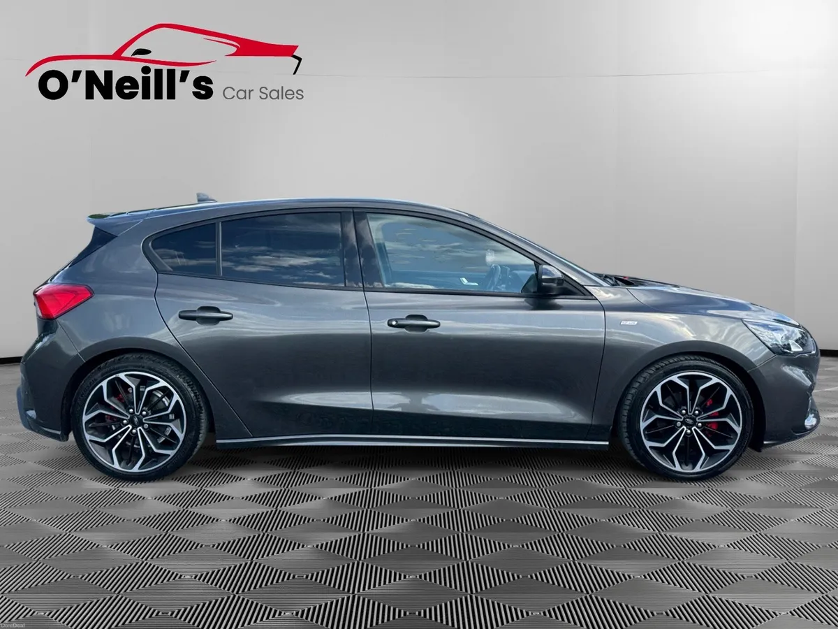 Ford Focus 2018 1.5 TDCI ST-LINE X 120PS #425 - Image 5