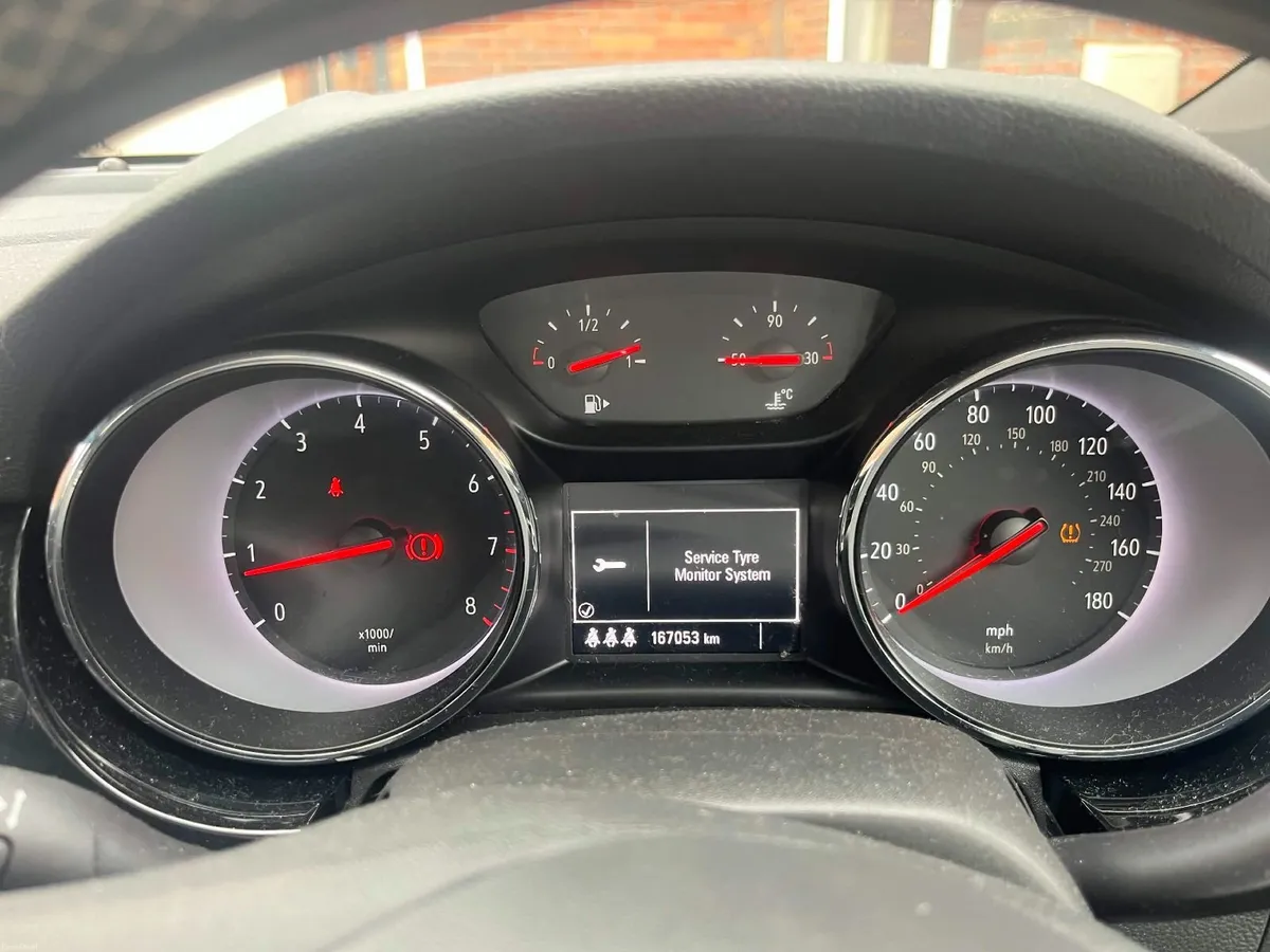 Vauxhall Astra 2017, Brand New Clutch, NCT 04/27 - Image 2