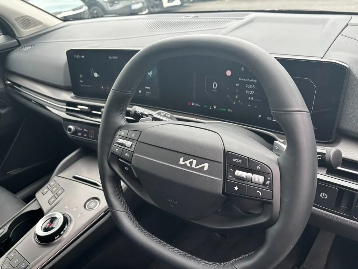 Kia Sportage 1.6 Plug in hybrid - Image 2