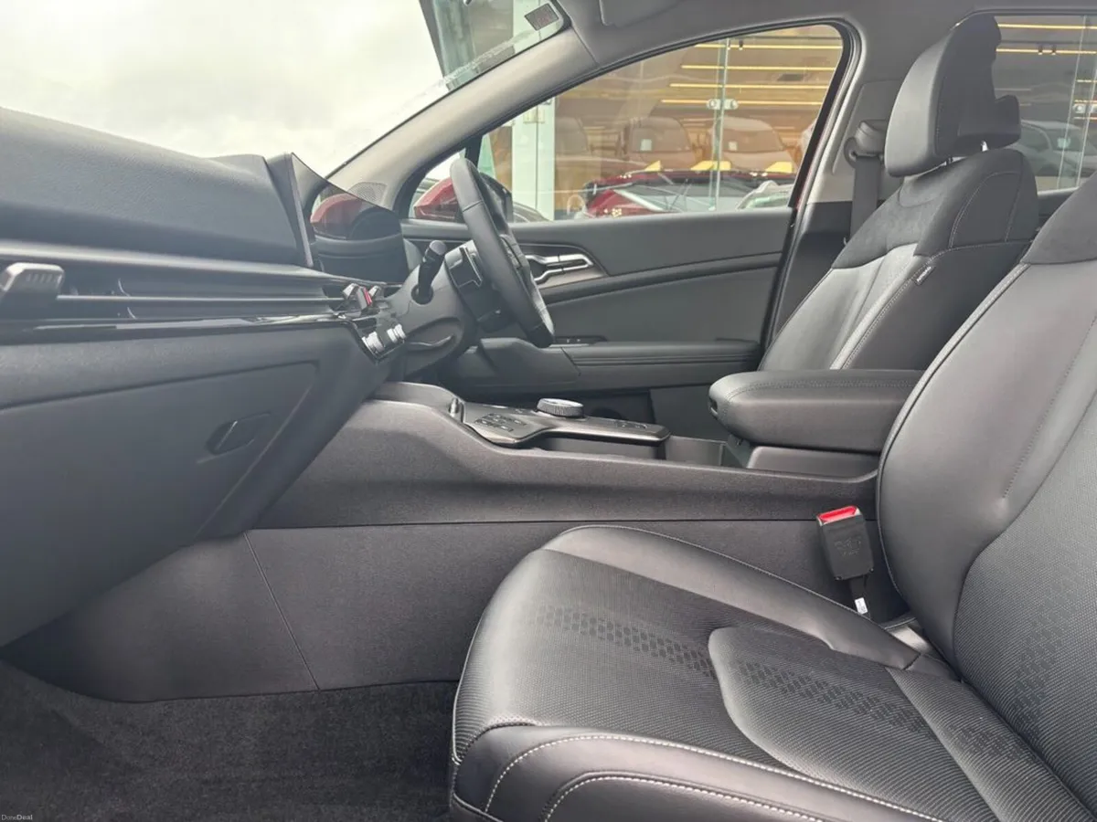Kia Sportage 1.6 Plug in hybrid - Image 4