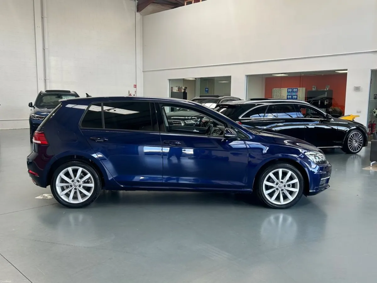 Volkswagen Golf HIGHLINE FULL LEATHER REAR CAMERA - Image 4