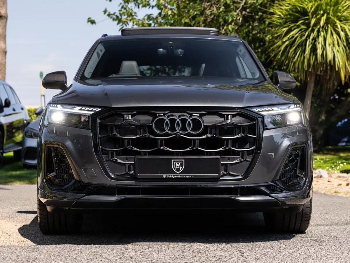 Audi Q7 TFSIe Vorsprung - Image 4