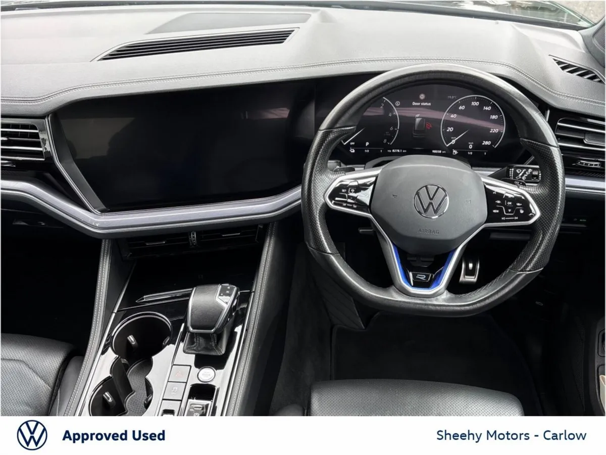 Volkswagen Touareg 3.0TSI R PHEV 462HP DSG 5DR - Image 2