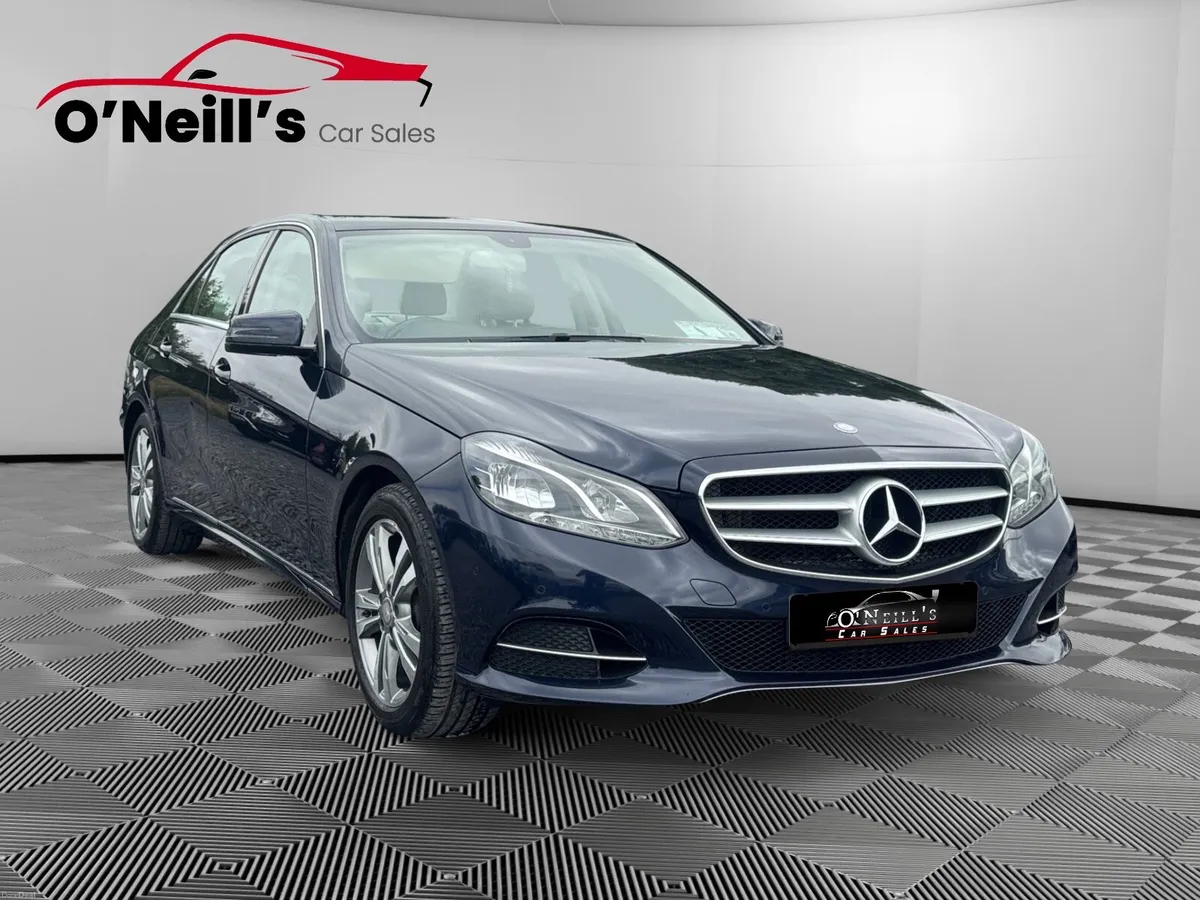 Mercedes-Benz E-Class 2015 220 BLUETEC SE #426 - Image 1